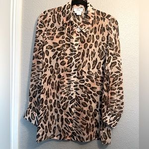 Size S, leopard print.